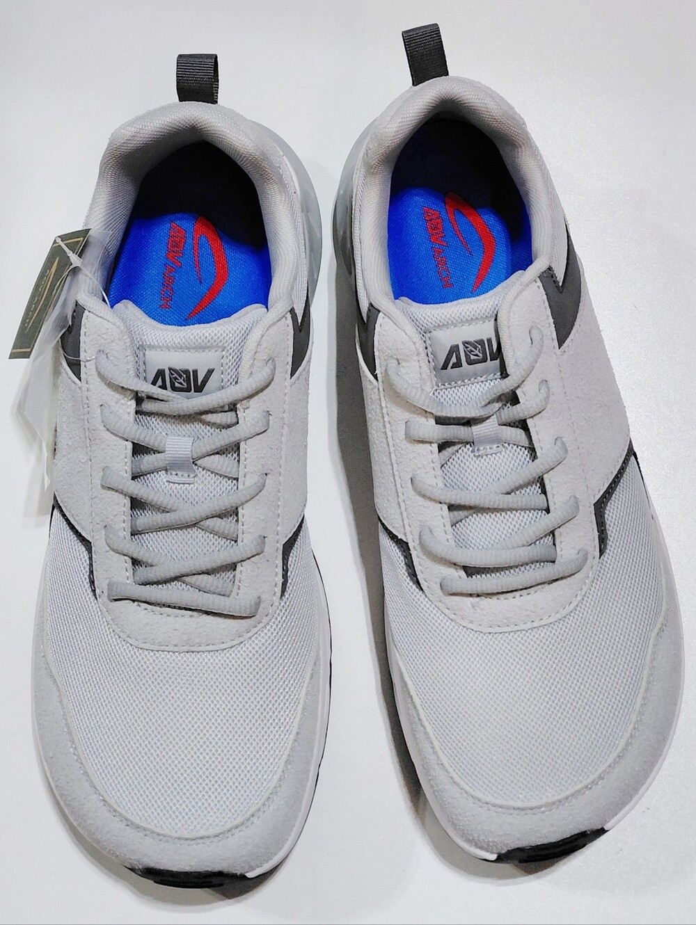 AOV Men's Light Gray Wide Toe Box Arch Support Athletic Sneakers Size 10.5